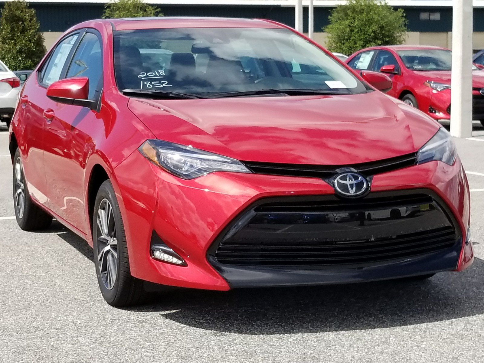 New 2018 Toyota Corolla LE 4dr Car in Orlando 8180073