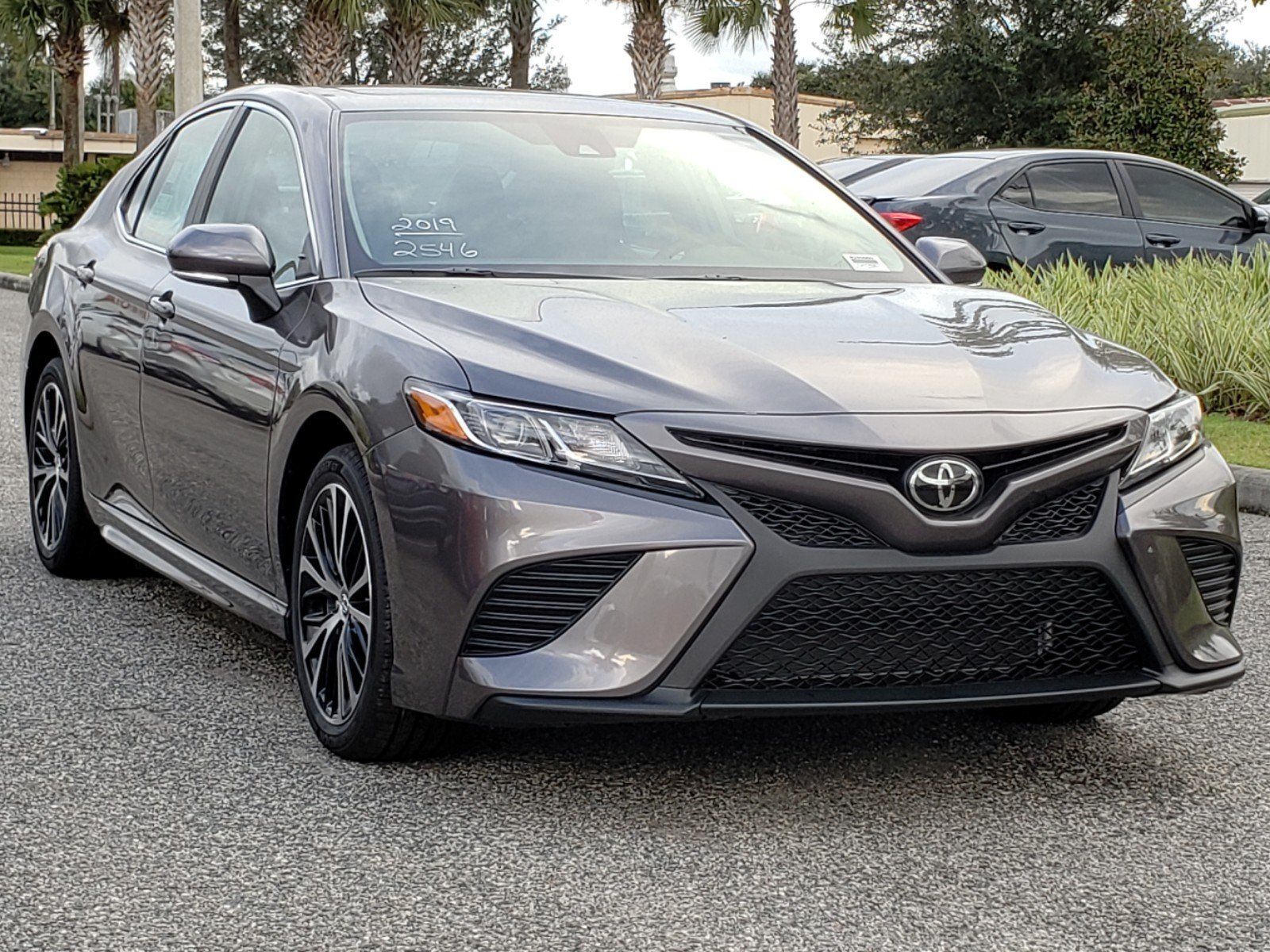 New 2019 Toyota Camry SE 4dr Car in Orlando 9250003