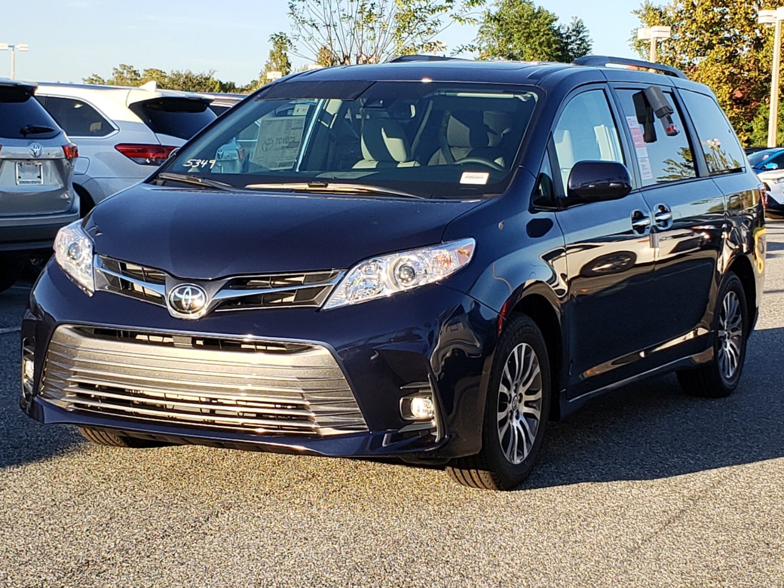 New 2020 Toyota Sienna XLE Premium Mini-van, Passenger in Orlando ...